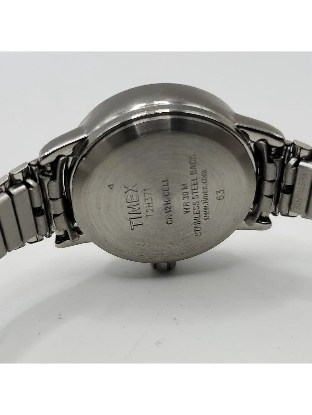 Timex Indiglo White Date Dial Womens Watch 25mm Silver Stretch Band New Battery
